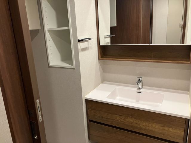 洗面設備　※写真は同タイプ住戸です。