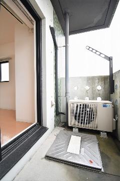 バルコニー　ベランダ