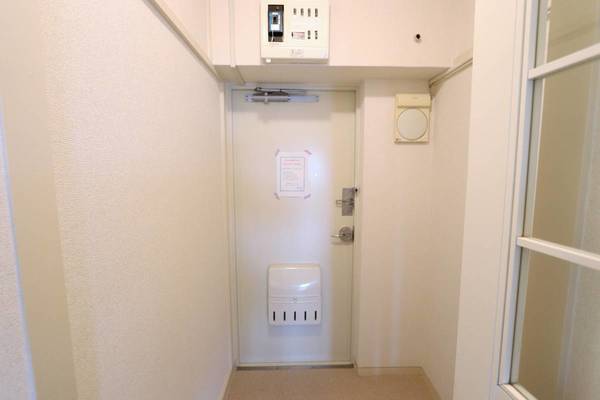 玄関　ビレッジハウスの同一物件・同一タイプの間取りの写真です