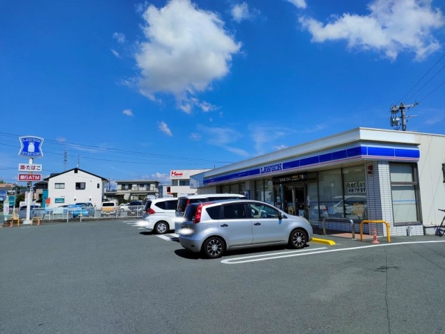 コンビニ　ローソン浜松富塚北店（コンビニ）まで561m