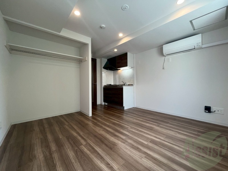 居室・リビング　広々としたリビングですね。使い勝手がよさそうですね！