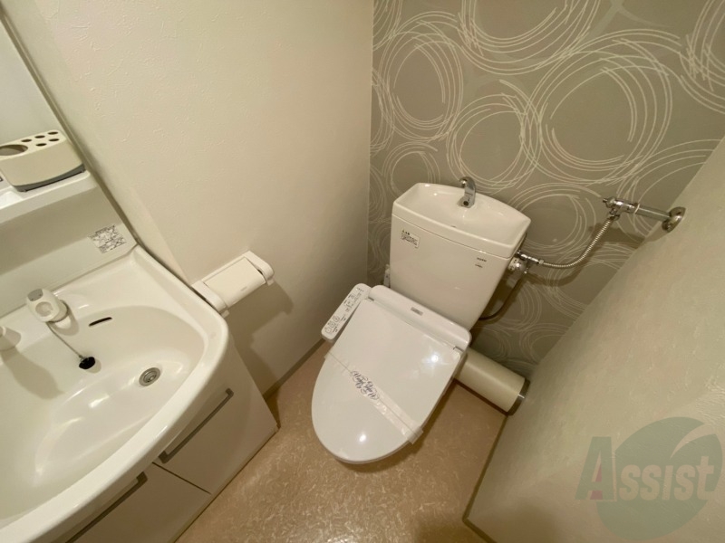 トイレ　トイレです。ウォシュレット付を探している方、おすすめです。