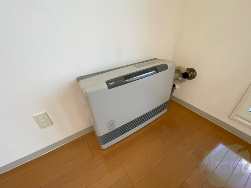 その他設備　暖房です。寒い冬もこれで乗り切りましょう！