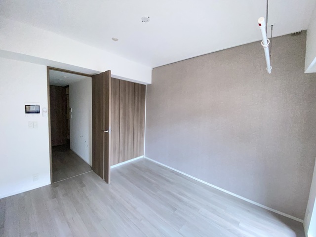 居室・リビング　駅近築浅の上質な一人暮らしが待っています。