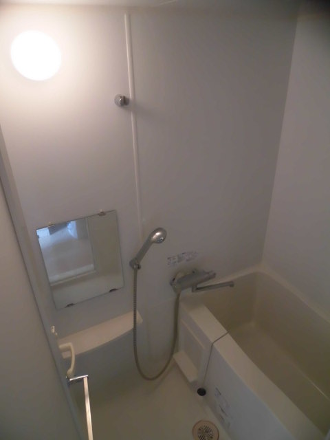 バス・シャワールーム　※別室参考写真