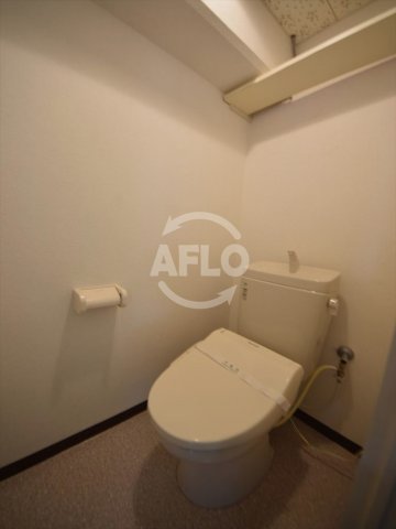 トイレ　難波リーガルハウス　温水洗浄便座