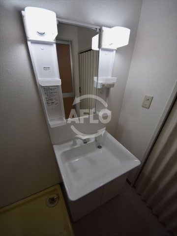 洗面設備　難波リーガルハウス　独立洗面台