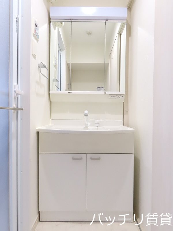 洗面設備　別号室イメージの為、現状を優先致します