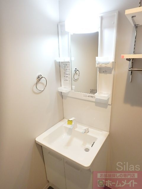 洗面設備　同仕様