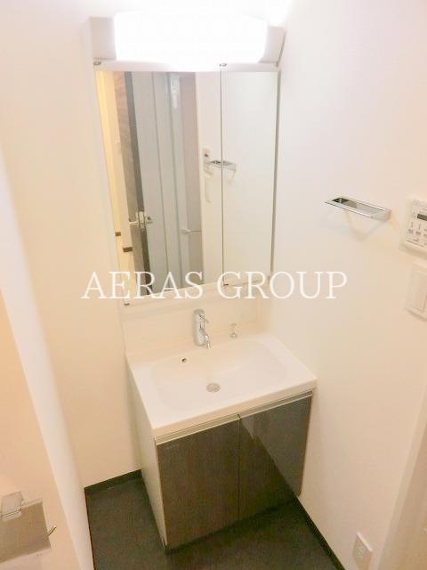 洗面設備　同仕様