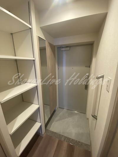 玄関　収納充実の玄関♪