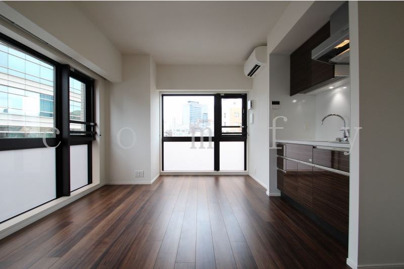 居室・リビング　１１．２帖のリビング