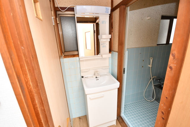 洗面設備　独立洗面台