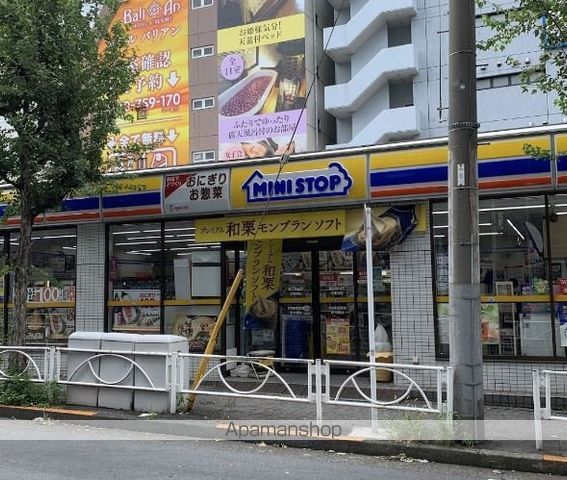 コンビニ　ミニストップ（コンビニ）まで451m