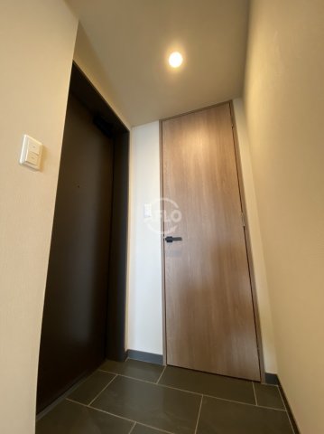 玄関　MJR堺筋本町タワー（エムジェイアール）　玄関