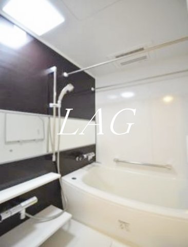 バス・シャワールーム　お風呂です。