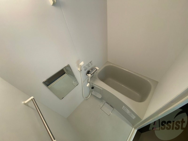 バス・シャワールーム　お風呂です。ゆっくりお風呂につかるのも体に良いですね～