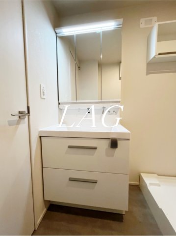 洗面設備　洗面台です。