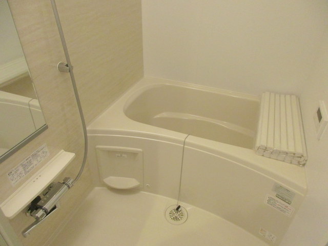 バス・シャワールーム　★追焚・暖房乾燥機付きバス★