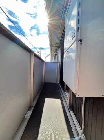 バルコニー　同業者施工イメージ