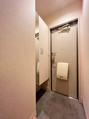 玄関　同業者施工イメージ