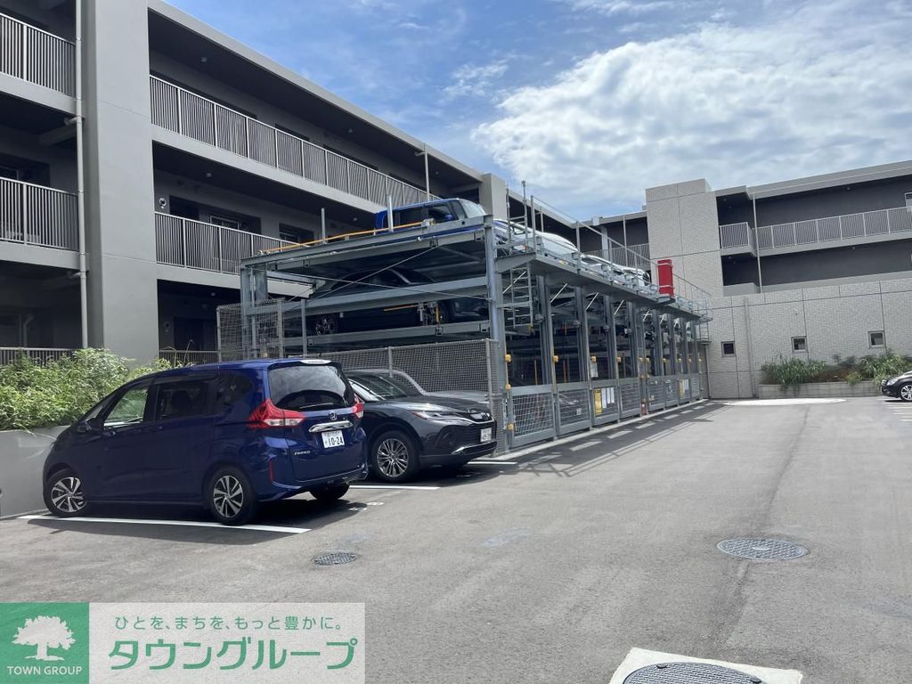 駐車場　駐車場