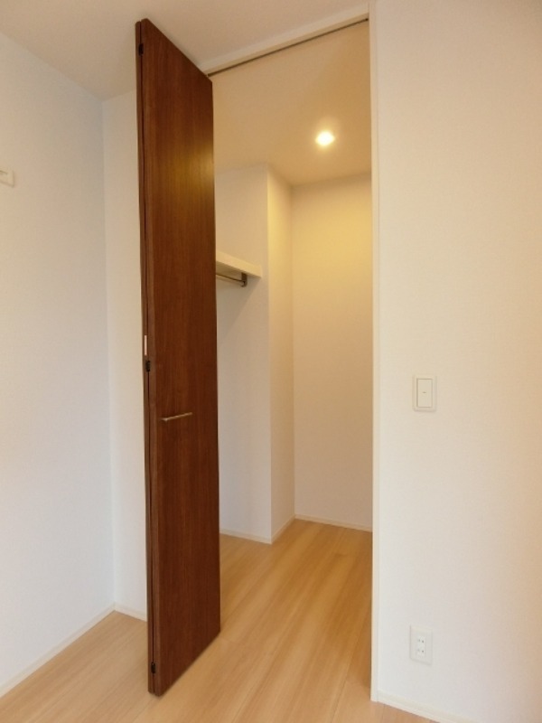 収納　図面と現状に相違がある場合には現状を優先