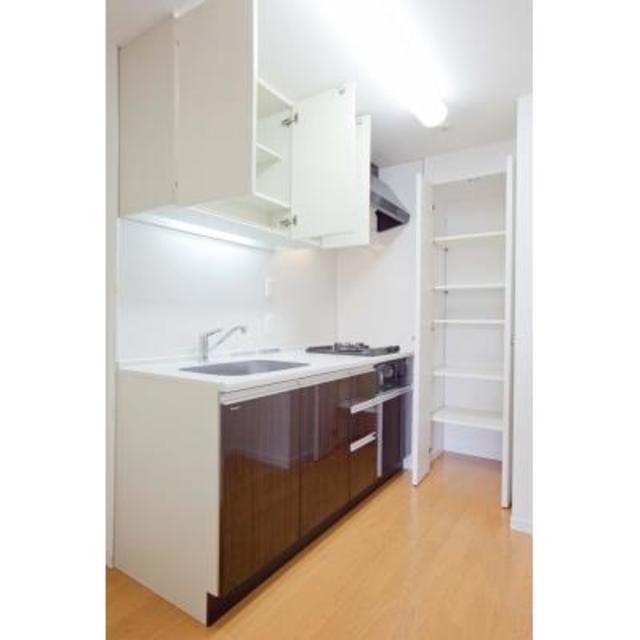 キッチン　※写真は同タイプ住戸です。