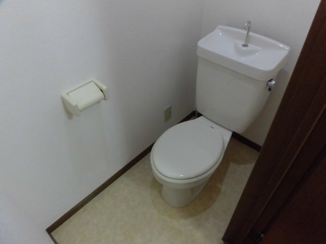 トイレ　同型タイプ