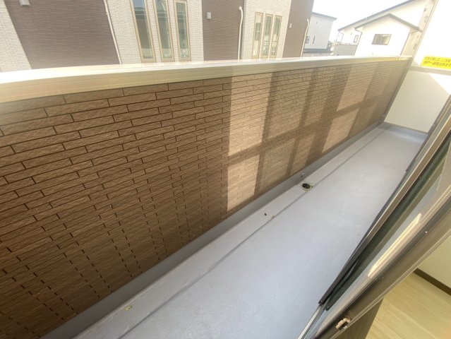 バルコニー　※類似写真になります