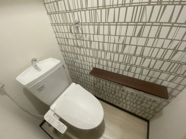 トイレ　※類似写真になります