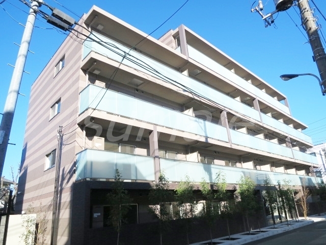 建物外観　タイル張りの綺麗な外観です♪