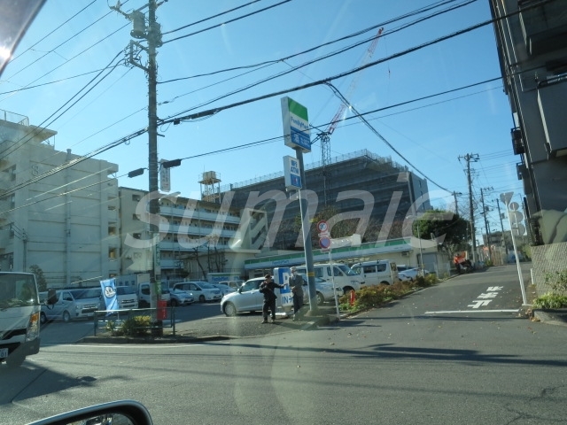 コンビニ　ファミリーマート赤羽西六丁目店（コンビニ）まで340m