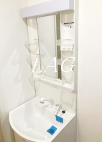 洗面設備　独立洗面台です。