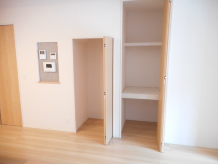 収納　参考写真（同物件別部屋）