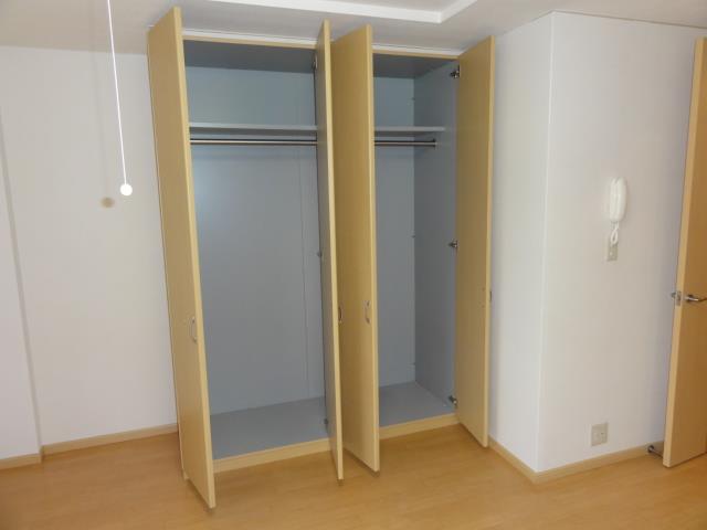 収納　リビング収納