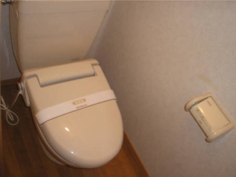 トイレ　図面と現状に相違がある場合には現状を優先