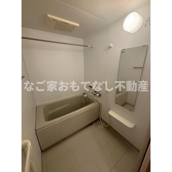 バス・シャワールーム　※写真は別号室