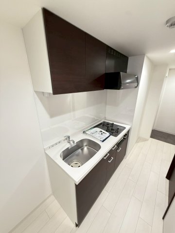 キッチン　同物件別部屋写真