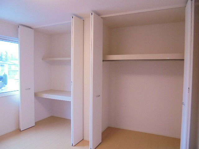 収納　写真は202号室です。(参考)
