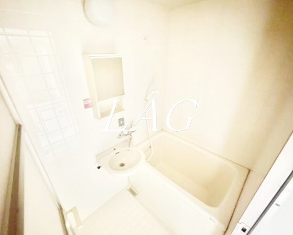 バス・シャワールーム　お風呂です。