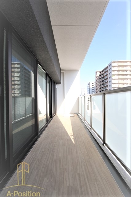 バルコニー　ブリエウメキタ