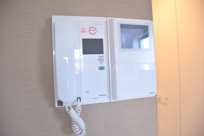 セキュリティ　モニター付きインターホン