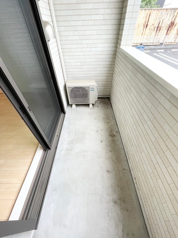 バルコニー　図面と現状に相違がある場合には現状を優先