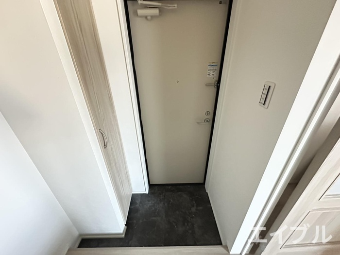 玄関　現況優先