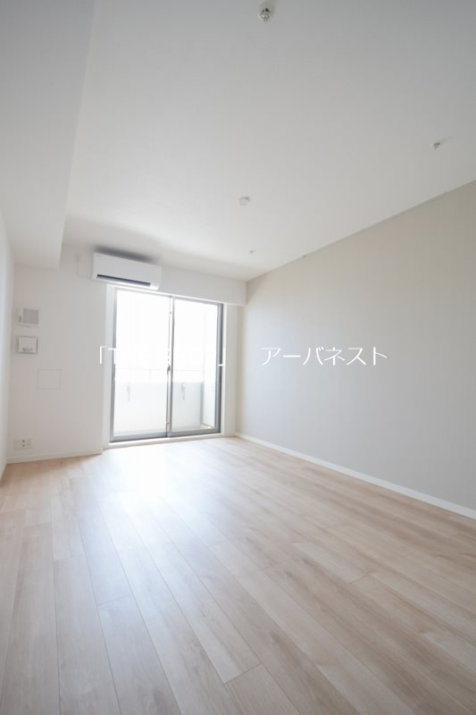 居室・リビング　同タイプ別部屋の室内写真です