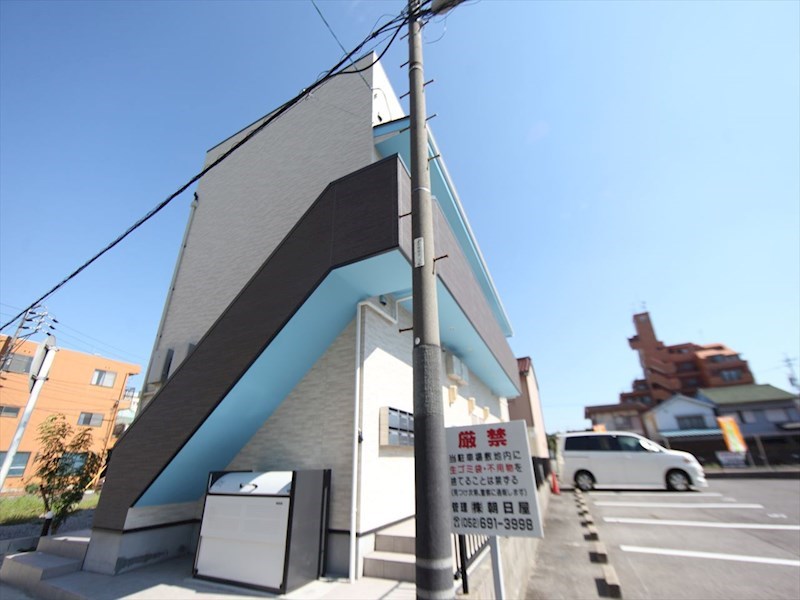 建物外観　外観　デザイナーズ　光インターネット無料