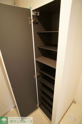 収納　シューズボックス