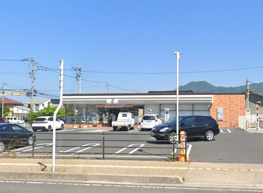 コンビニ　セブンイレブン 出雲白枝町店（コンビニ）まで607m