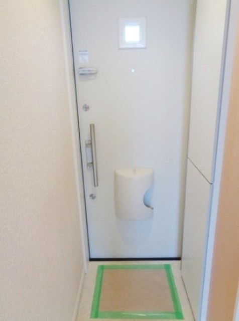 玄関　同仕様タイプ